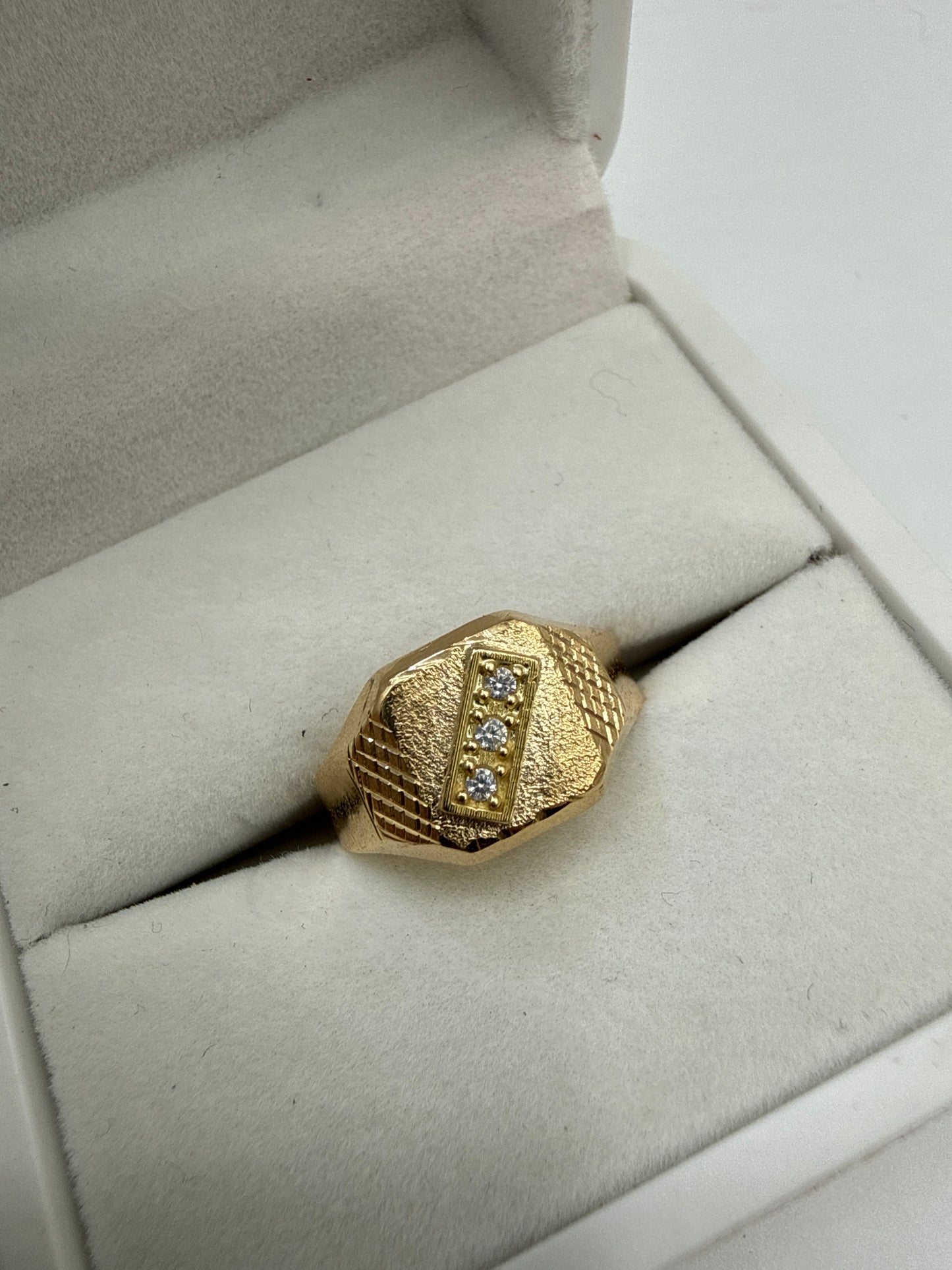 Anillo Circon Blanco Oro amarillo 18k / Talla 7 3/4 / 2,00 Gr / 11 mm