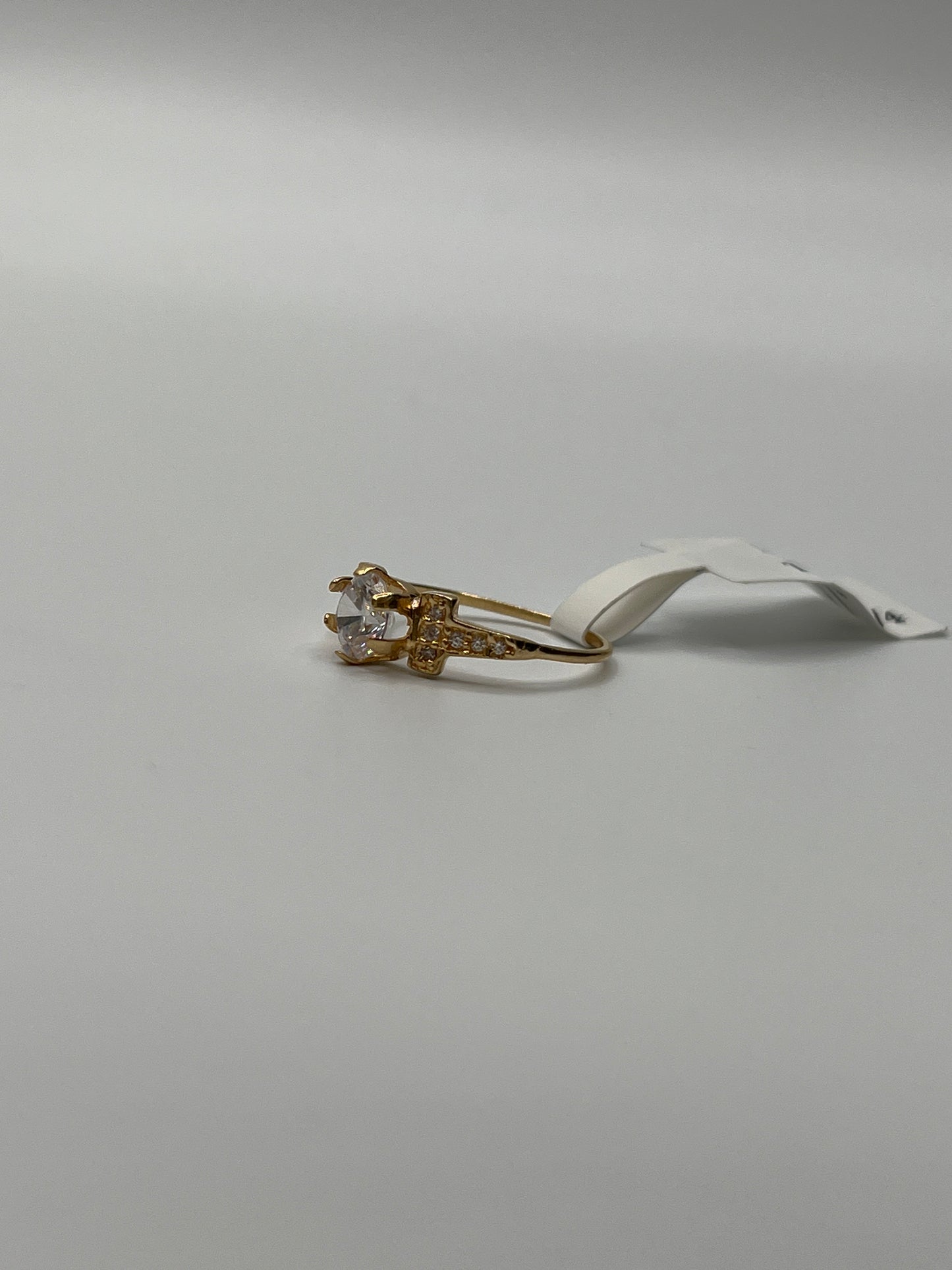 Anillo Compromiso Circon Blanco Oro amarillo 18k / Talla 5 3/4 / 1,80 Gr / 6,70 mm