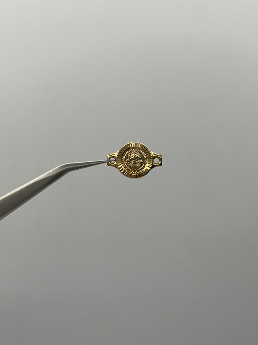 Herraje San Benito Oro amarillo 18k 0,63 Gr / 0,95 Cm
