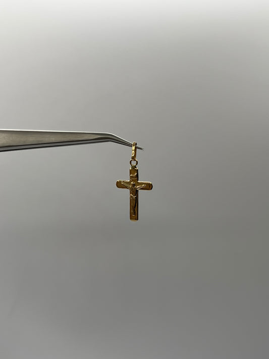 Dije Cruz Cristo Oro amarillo 18k 0,61 Gr / 14 mm / 2,4 Cm