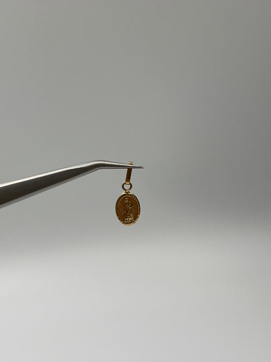 Dije Virgen Guadalupe Oro amarillo 18k 0,37 Gr / 7,4 mm / 1 Cm
