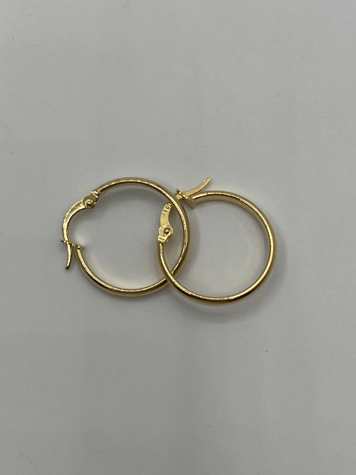 Candonga Lisa Oro amarillo 18k 1,34 Gr / 2,1 Cm