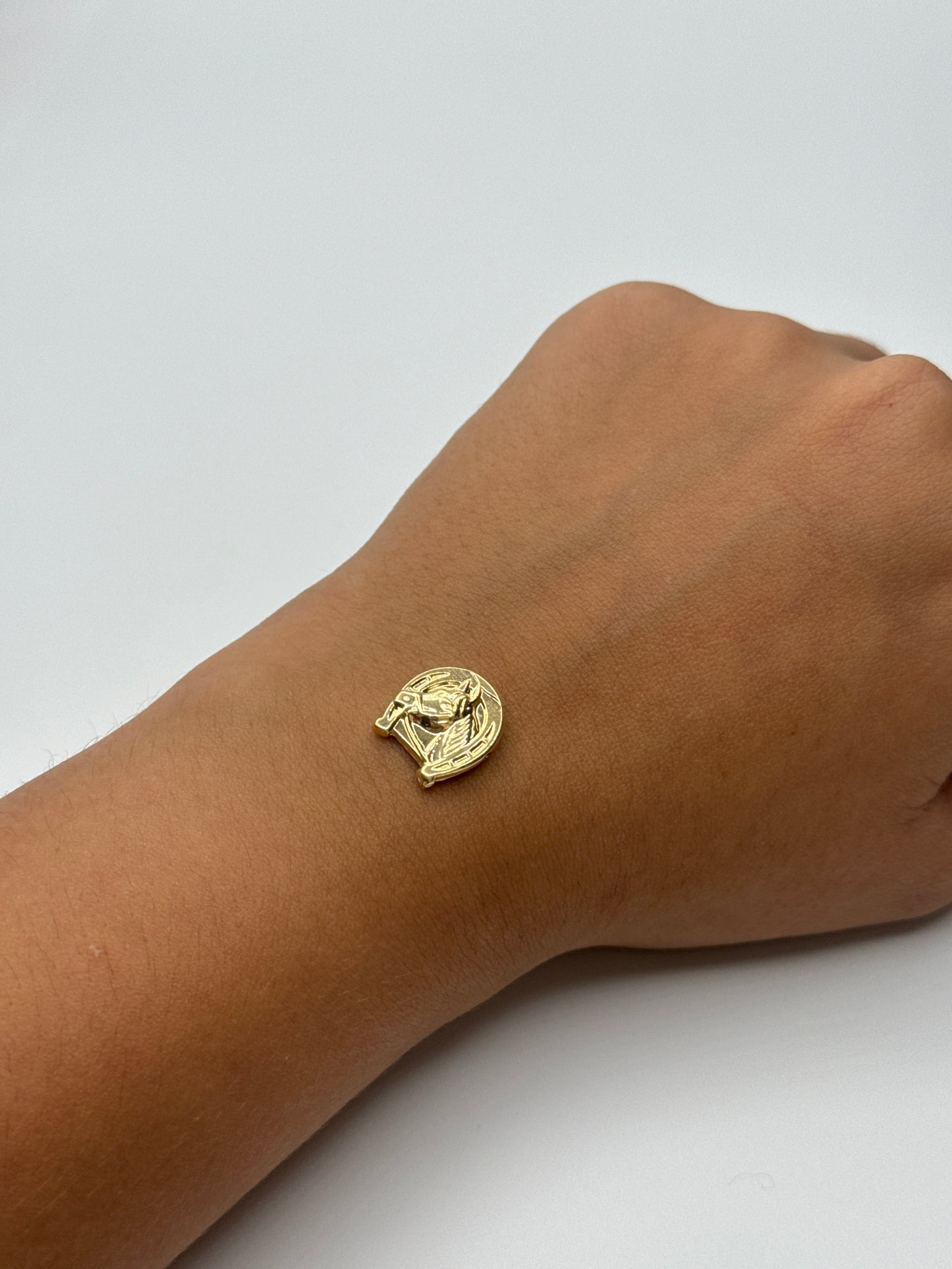 Herraje caballo Oro amarillo 18k 0,83 Gr / 1,4 Cm