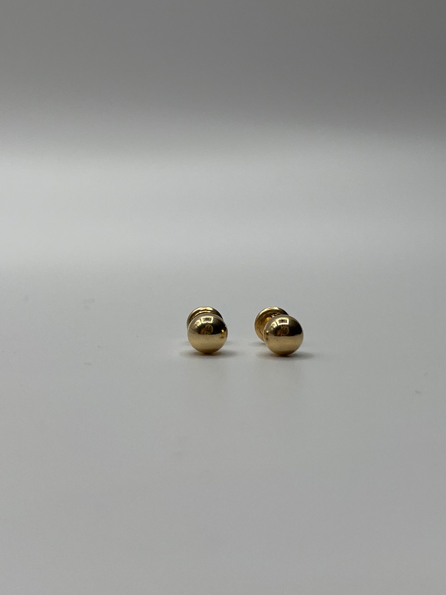 Topos Bola Lisa Oro amarillo 18k 0,73 Gr / 6 mm