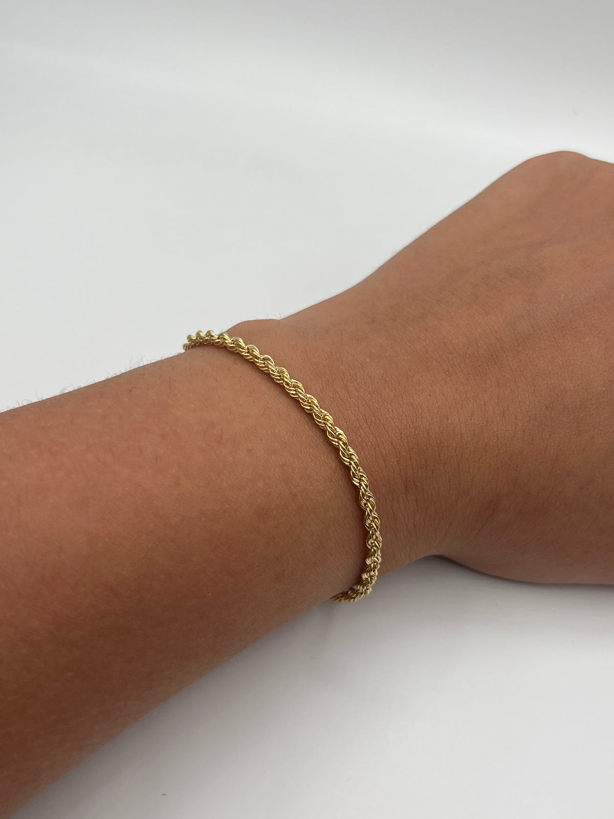 Pulso It Lazo Oro amarillo 18k +3 / 1,21 Gr / 2,50 mm / 19 Cm
