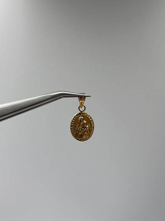 Dije Virgen Del Carmen Oro amarillo 18k 0,88 Gr / 11,2 mm / 1,3 Cm