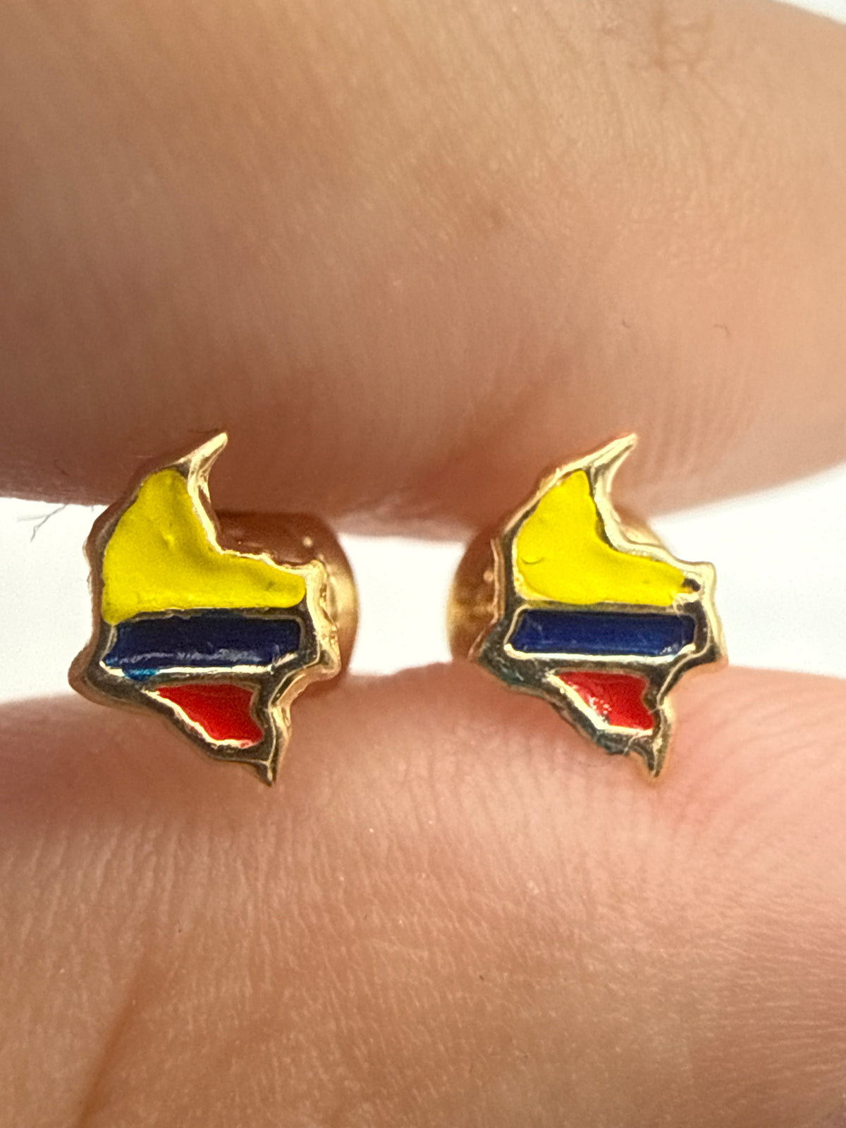 Topos Colombia Oro amarillo 18k 0,53 Gr / 5 mm