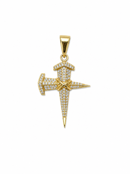 Dije Cruz Clavo Circon Blanco Oro amarillo 18k 2,55 Gr / 22 mm / 2,5 Cm