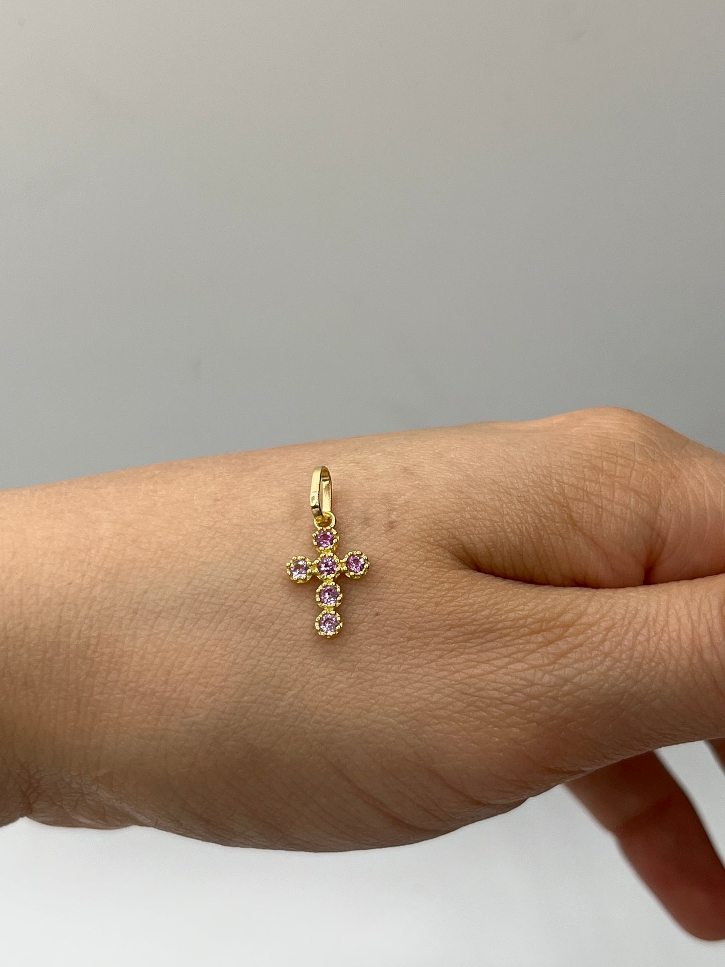Dije cruz circon lila Oro amarillo 18k 0,64 Gr / 8,67 mm / 1,5 Cm