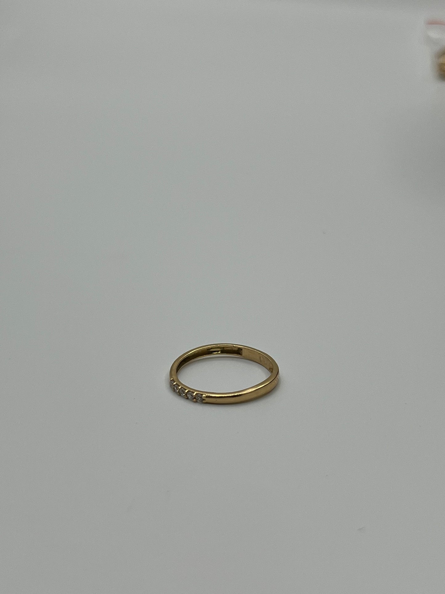 Anillo circon blanco Oro amarillo 18k / Talla 6 1/2 / 1,25 Gr / 1,60 mm
