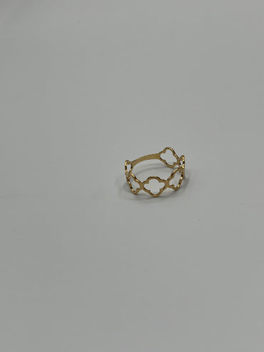 Anillo trebol Oro amarillo 18k / Talla 5 3/4 / 1,04 Gr / 7,15 mm