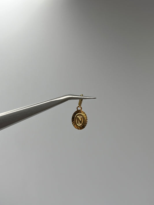 Dije Letra N Oro amarillo 18k 0,44 Gr / 7,5 mm / 0,9 Cm
