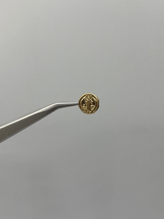 Herraje San Benito Oro amarillo 18k 0,22 Gr / 0,8 Cm