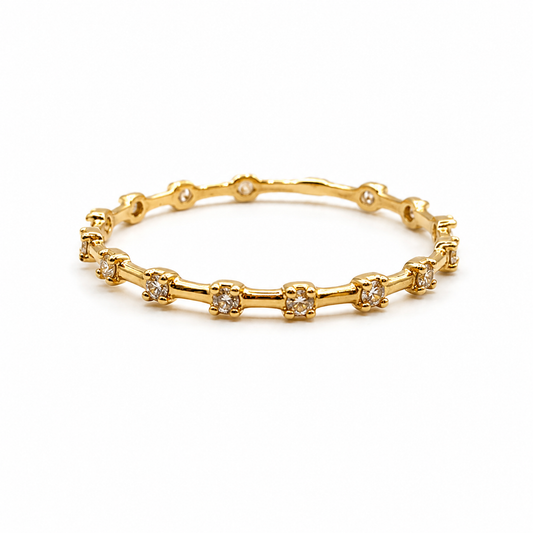 Anillo Circon Blanco Oro amarillo 18k / Talla 6 3/4 / 0,77 Gr / 2 mm