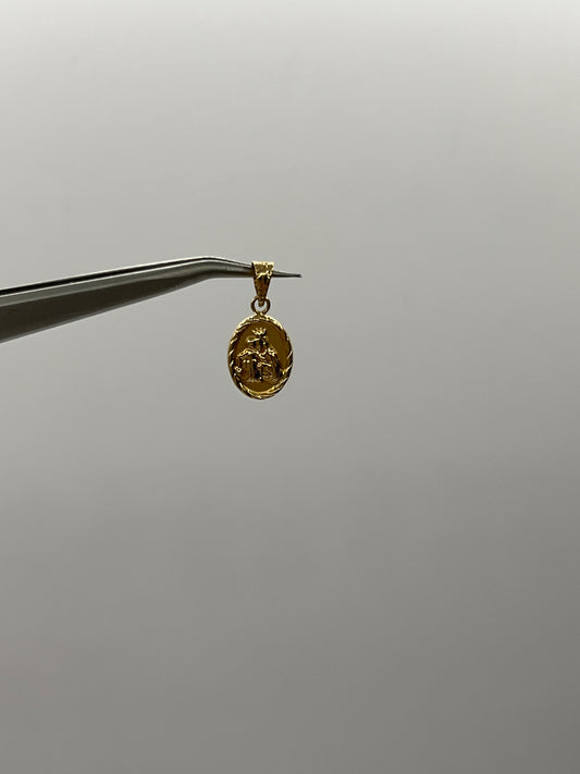 Dije Maria Auxiliadora Oro amarillo 18k 0,62 Gr / 9,3 mm / 1,2 Cm
