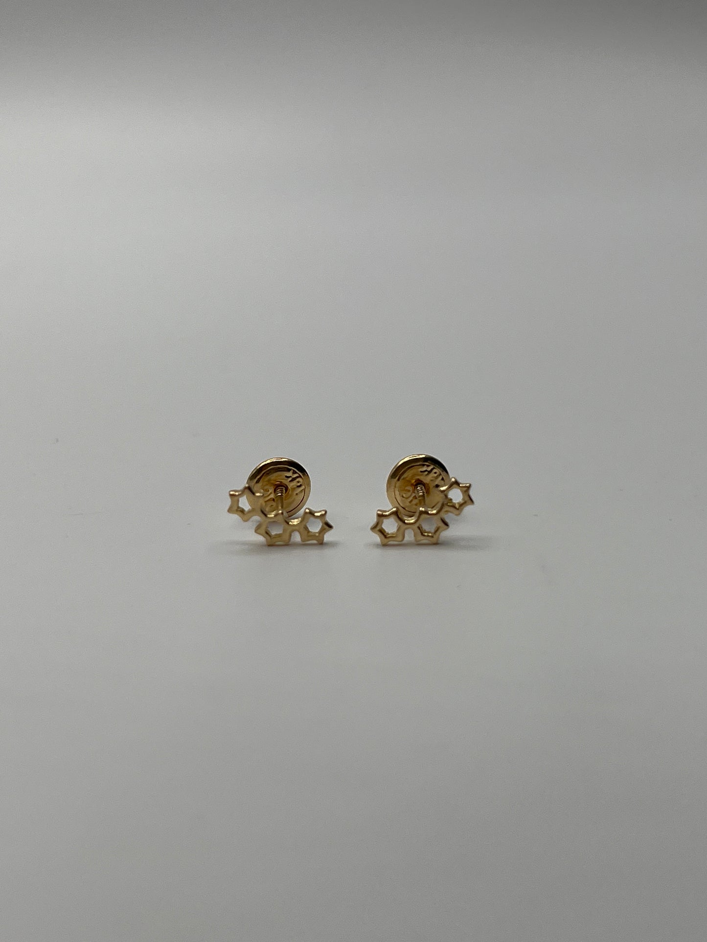 Topos Estrella Oro amarillo 18k 0,75 Gr / 9,40 mm