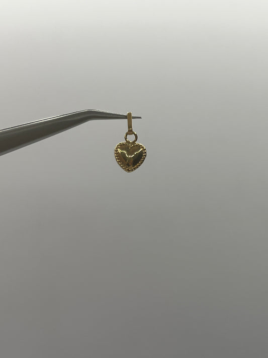Dije Corazon Diamantado Oro amarillo 18k 0,34 Gr / 8,1 mm / 7,9 Cm