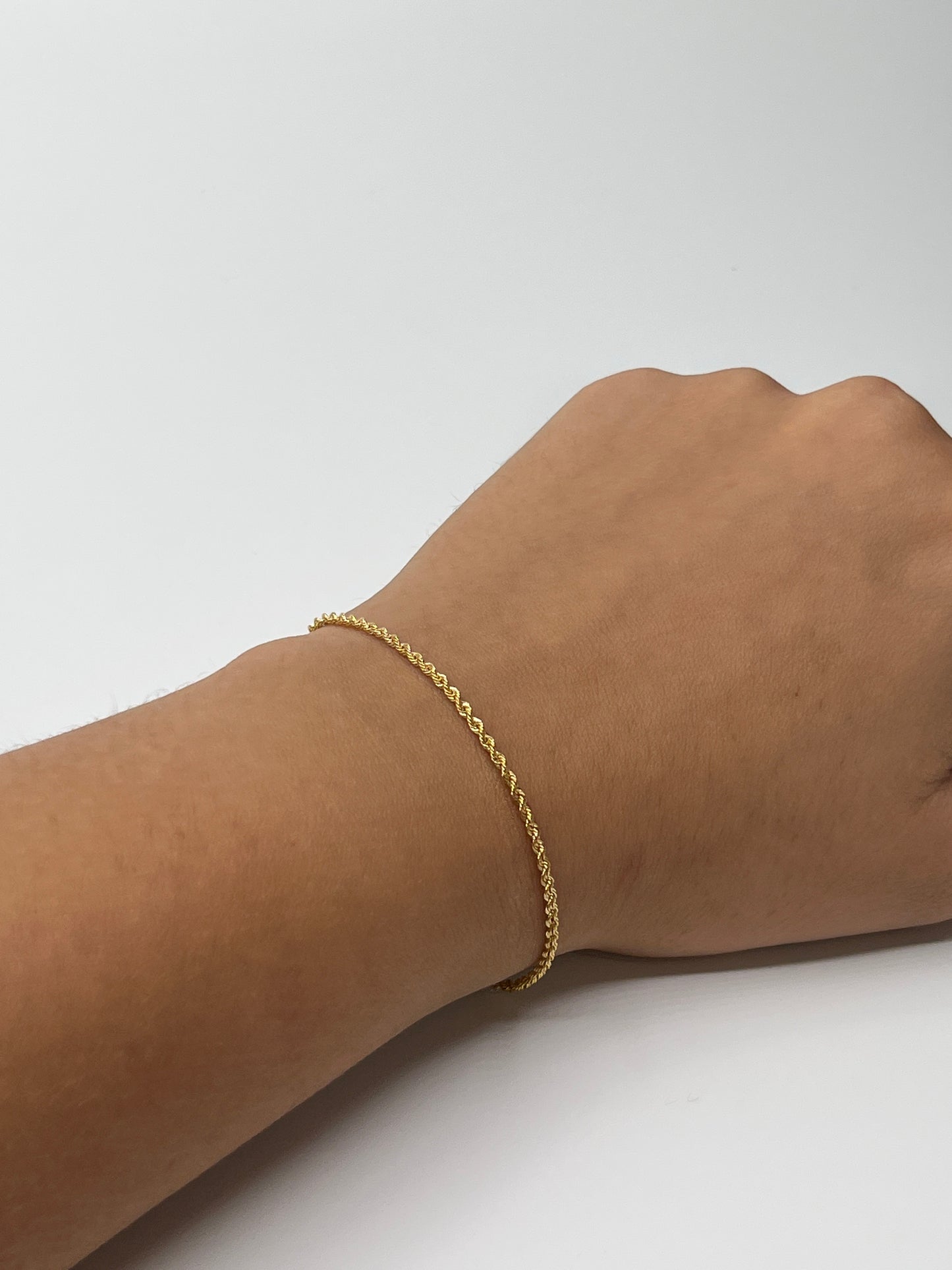 Pulso It Mini Lazo Oro amarillo 18k +3 / 0,76 Gr / 1,80 mm / 18 Cm