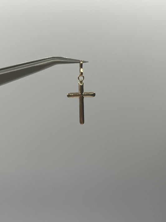 Dije Cruz Lisa Oro amarillo 18k 0,31 Gr / 11,6 mm / 1,75 Cm
