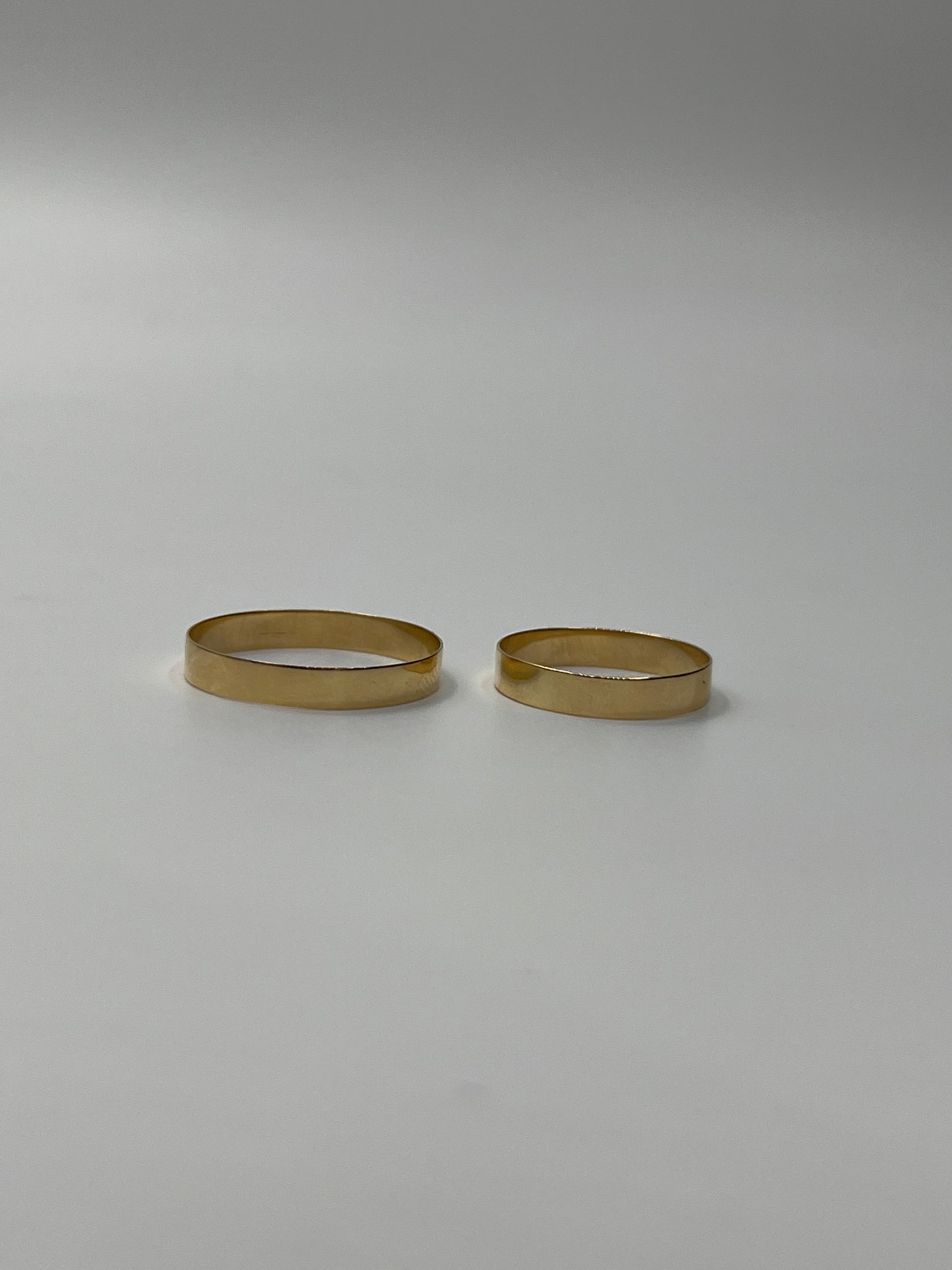 Set Argollas Matrimonio Lisa / 2.11 Gr / Talla 7 1/4 y 11 1/2 / 3.55mm
