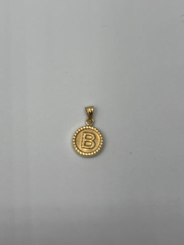 Dije Letra B Oro amarillo 18k 0,55 Gr / 10 mm / 1 Cm
