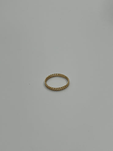 Anillo cubano Oro amarillo 18k / Talla 5 3/4 / 1,12 Gr / 2,47 mm
