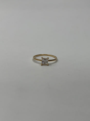 Anillo Compromiso Circon Blanco Oro amarillo 18k / Talla 4 3/4 / 1,06 Gr / 5,30 mm