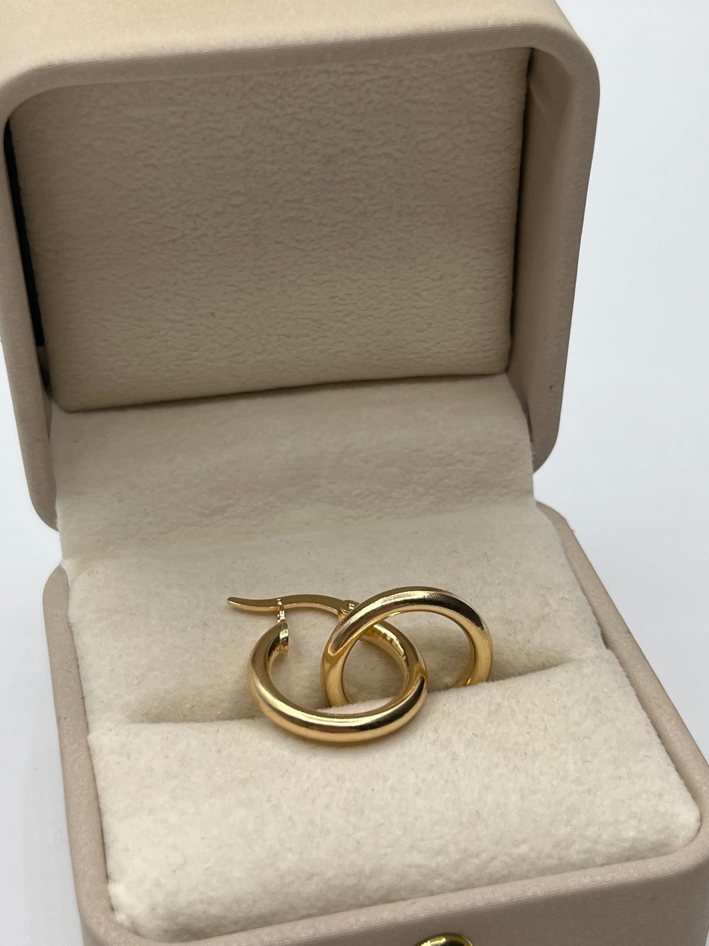 Candonga Lisa Oro amarillo 18k 1,72 Gr / 2 Cm