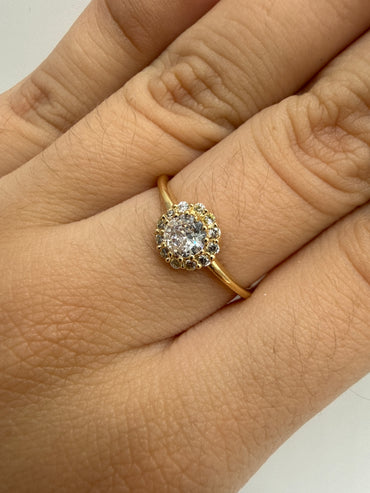 Anillo Compromiso Flor Circon Blanco Oro amarillo 18k / Talla 7 / 1,81 Gr / 7,30 mm