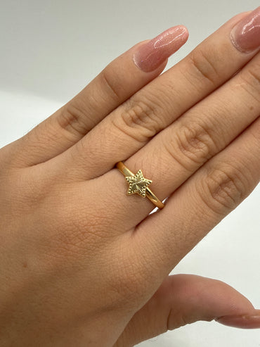 Anillo Estrella Oro amarillo 18k / Talla 8 / 1,16 Gr / 10 mm