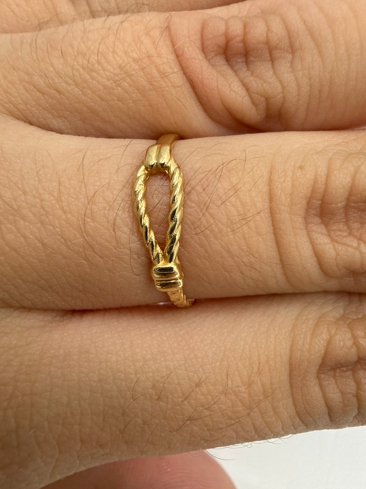 Anillo Soga Oro amarillo 18k / Talla 6 3/4 / 1,29 Gr / 4,5 mm