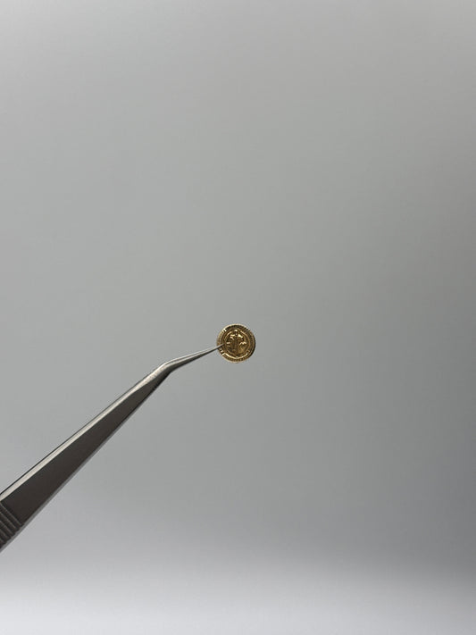 Herraje San Benito Oro amarillo 18k 0,39 Gr / 0,8 Cm