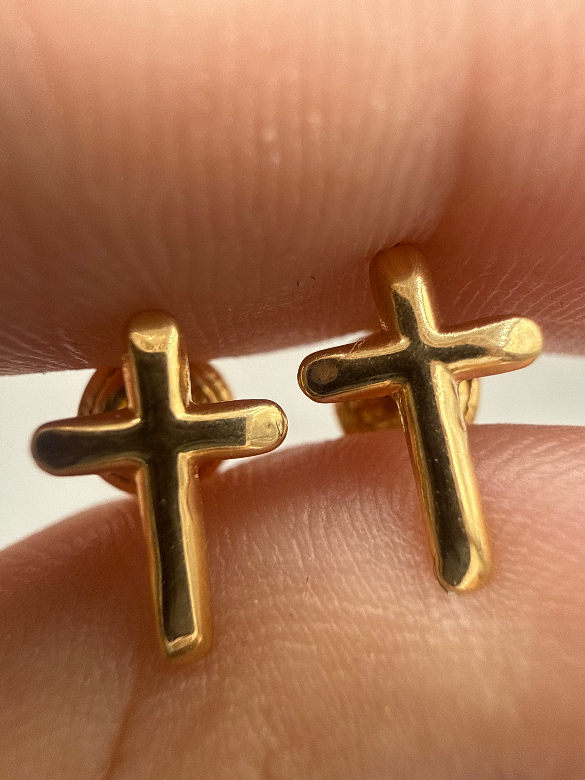 Topos Cruz Lisa Oro amarillo 18k 0,55 Gr / 7 mm