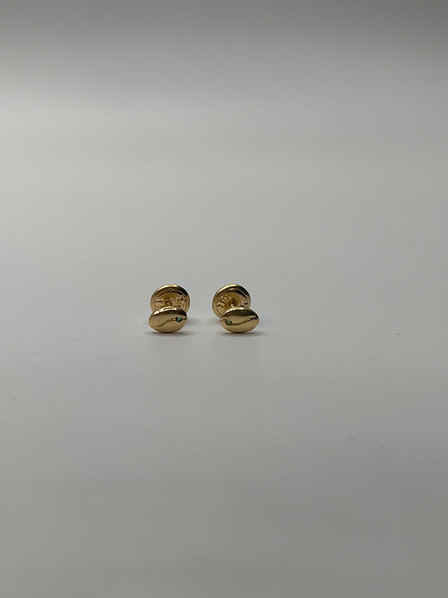 Topos Cafe Circon Verde Oro amarillo 18k 0,69 Gr / 3,8 mm
