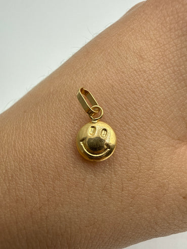 Dije Carita Feliz Oro amarillo 18k 0,30 Gr / 7 mm / 0,7 Cm