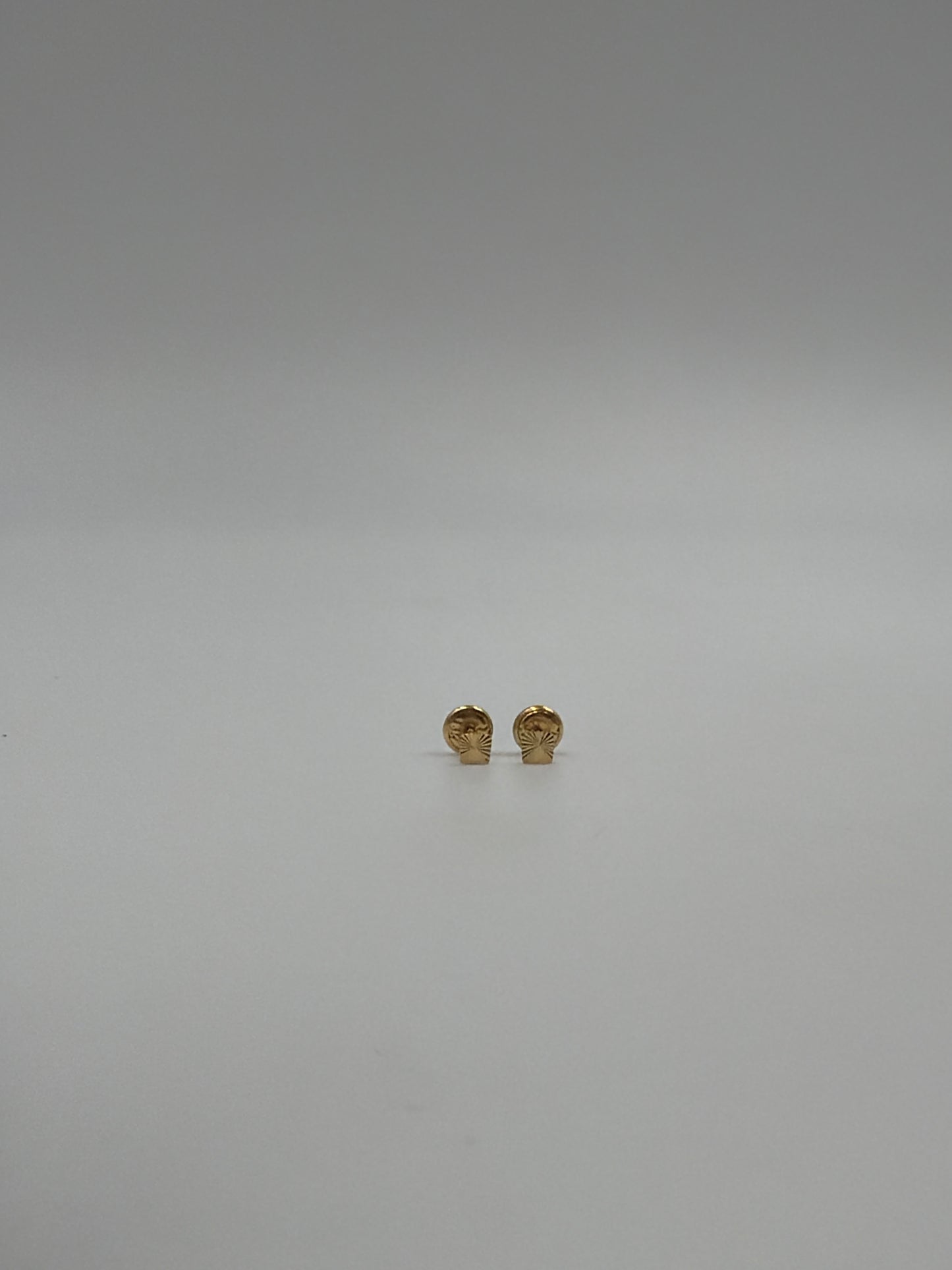 Topos cuadrado diamantado Oro amarillo 18k 0,50 Gr / 3,44 mm