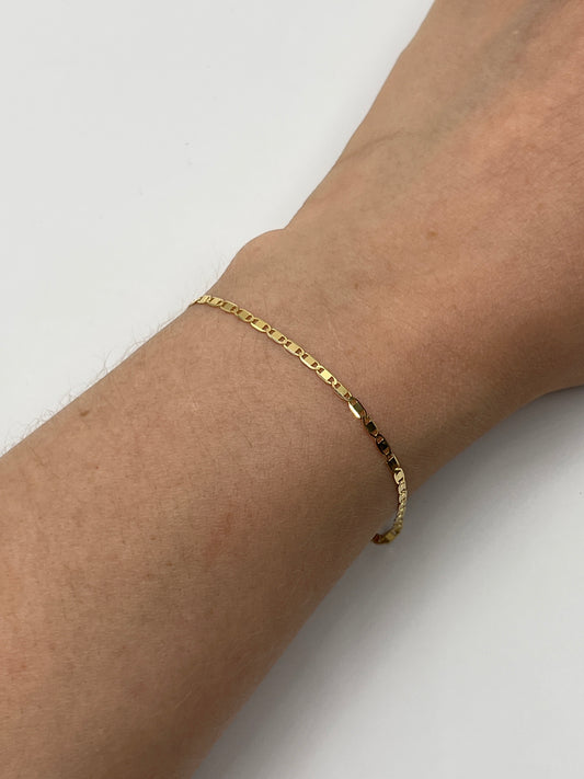 Pulso It Plano Oro amarillo 18k +3 / 1,22 Gr / 2 mm / 19 Cm