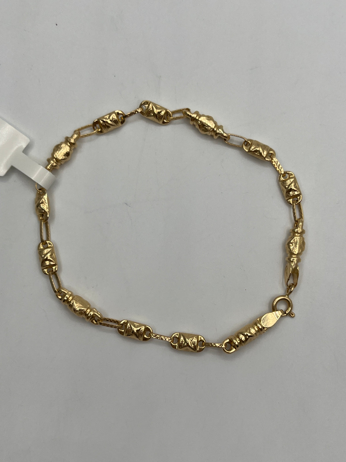 Pulso Rustico Oro amarillo 18k 4,17 Gr / 3,9 mm / 20 Cm