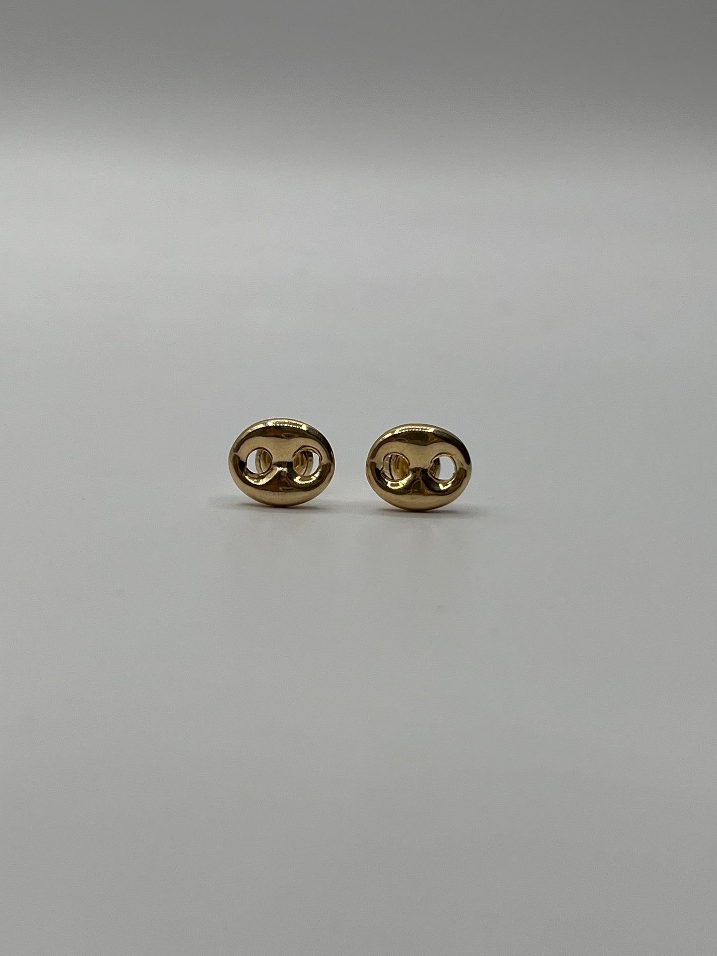 Topos GC Oro amarillo 18k 1,05 Gr / 10 mm