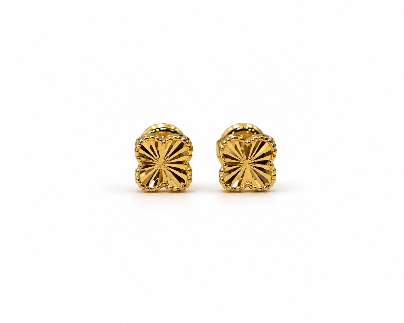 Topos trebol Oro amarillo 18k 0,88 Gr / 7,78 mm