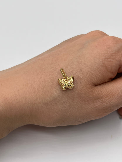 Dije Mariposa Diamantada Oro amarillo 18k 0,46 Gr / 10 mm / 0,9 Cm