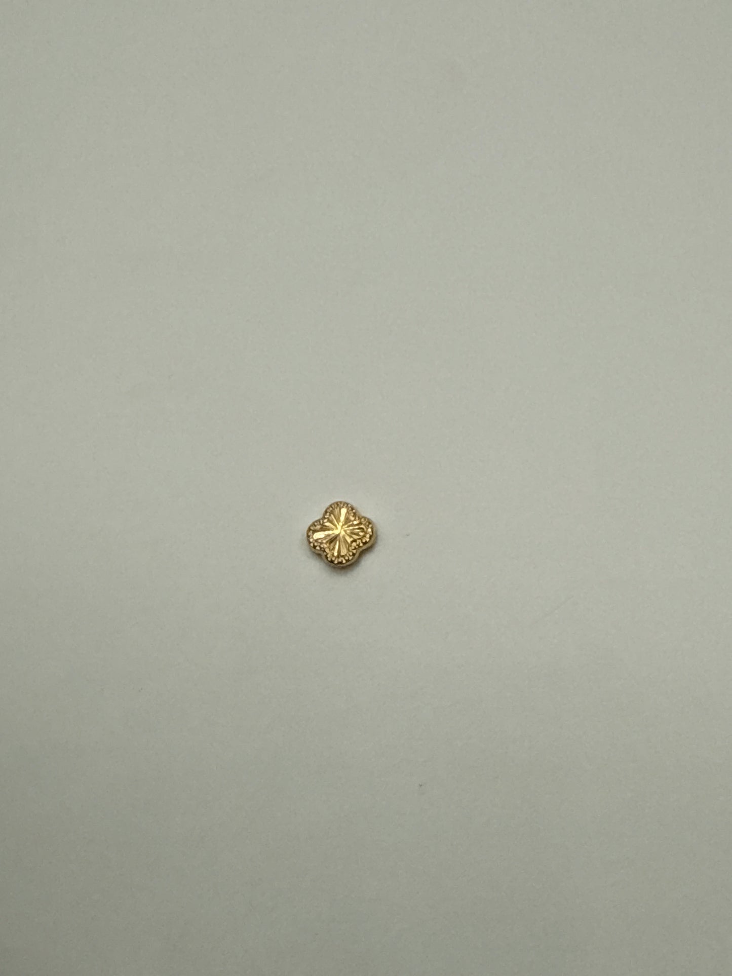 Herraje trebol Oro amarillo 18k 0,25 Gr / 0,82 Cm