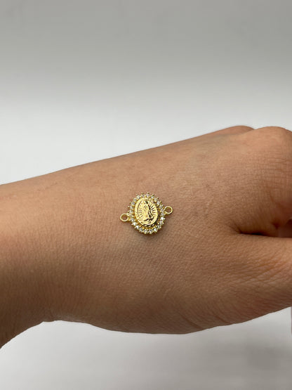 Herraje virgen guadalupe circon blanco Oro amarillo 18k 0,58 Gr / 1,1 Cm