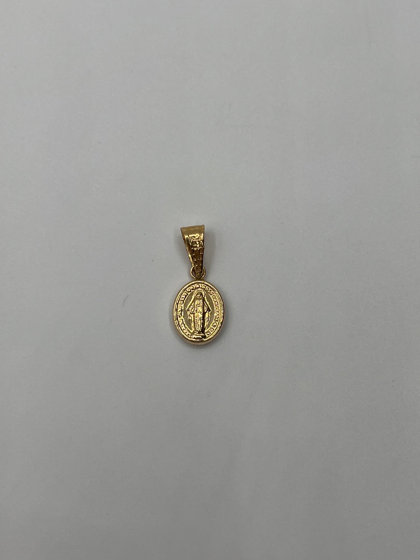 Dije Virgen Milagrosa Oro amarillo 18k 0,47 Gr / 8 mm / 1,2 Cm
