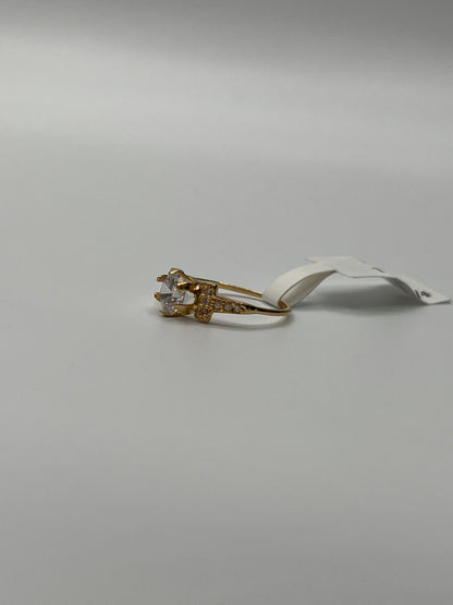 Anillo Compromiso Circon Blanco Oro amarillo 18k / Talla 5 3/4 / 1,80 Gr / 6,70 mm