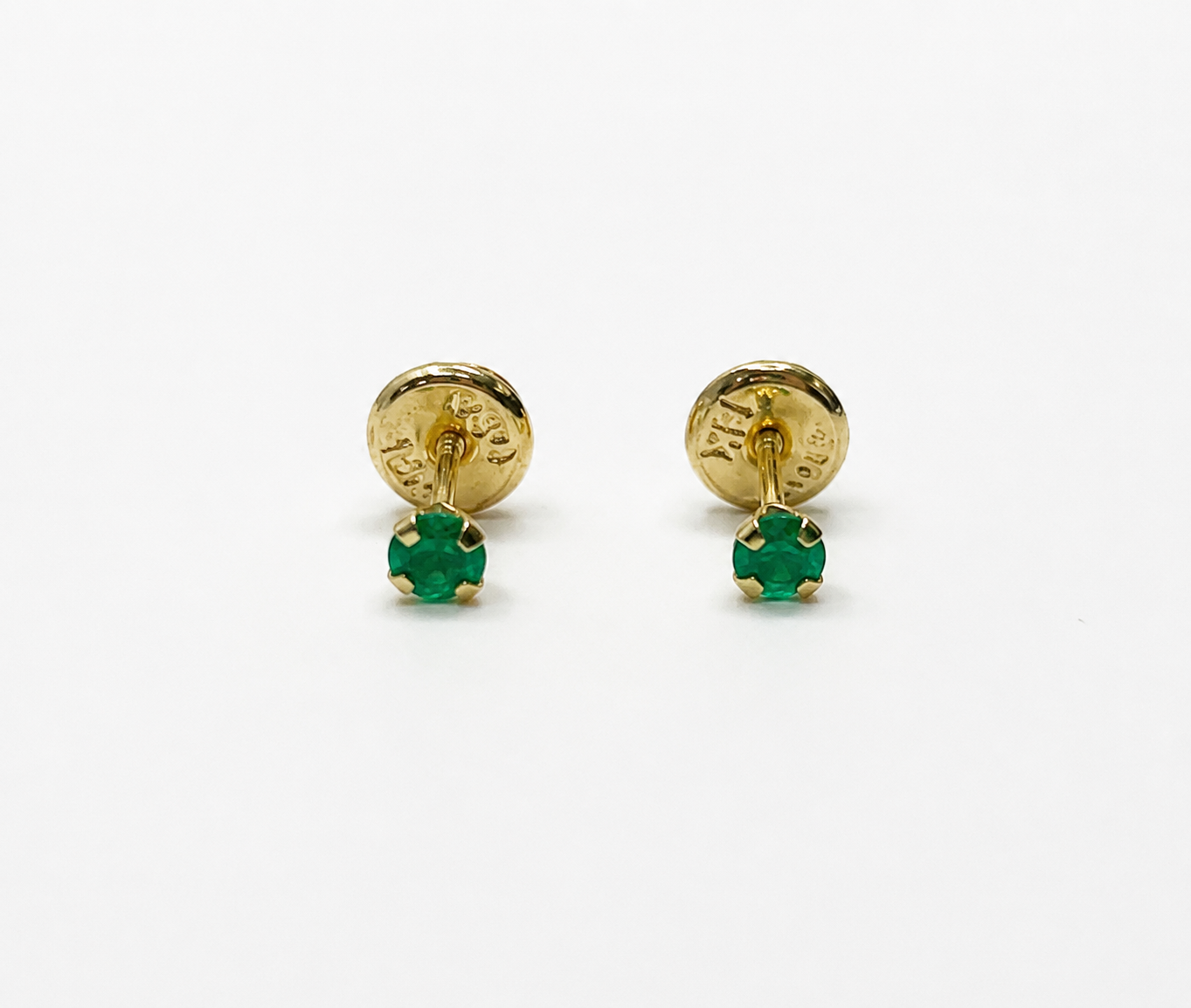 Topos Esmeralda / 0.20pts oro amarillo 18k / 3 mm (Joya)