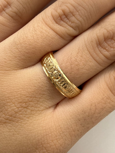 Anillo Rayado Matizado Oro amarillo 18k / Talla 10 1/2 / 1,78 Gr / 5,90 mm