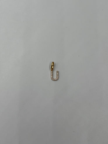 Dije Letra U Oro amarillo 18k 0,48 Gr / 6,10 mm / 1,05 Cm