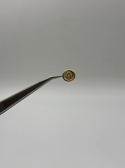 Herraje Letra A  Oro amarillo 18k 0,42 Gr / 1 Cm