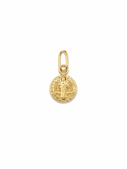 Dije San Benito Oro amarillo 18k 0,37 Gr / 8,2 mm / 0,8 Cm